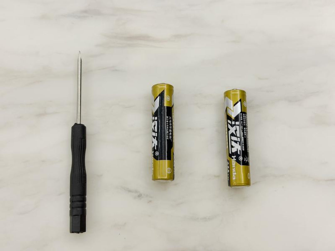 Night Light Bear Casual Bear Cute Table Lamp Bedside Lamp Pat Lamp Housewarming Graduation Best Friend Birthday Gift for Girls(Equipped with a AAA Battery and a Screwdriver) Decorative Lighting